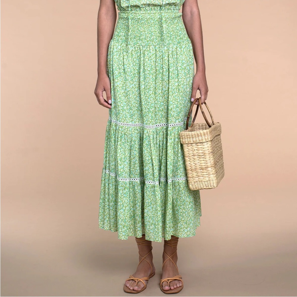 Olivia James/ Elizabeth James Tiered Floral Midi Skirt in Light Green NWT XS